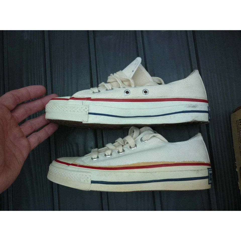Vintage Converse Chuck Taylor EUA All Star Blue Label Tamanho 3.5 Branco Anos 60 Anos 70 Baixo - Imagem 3 de 4