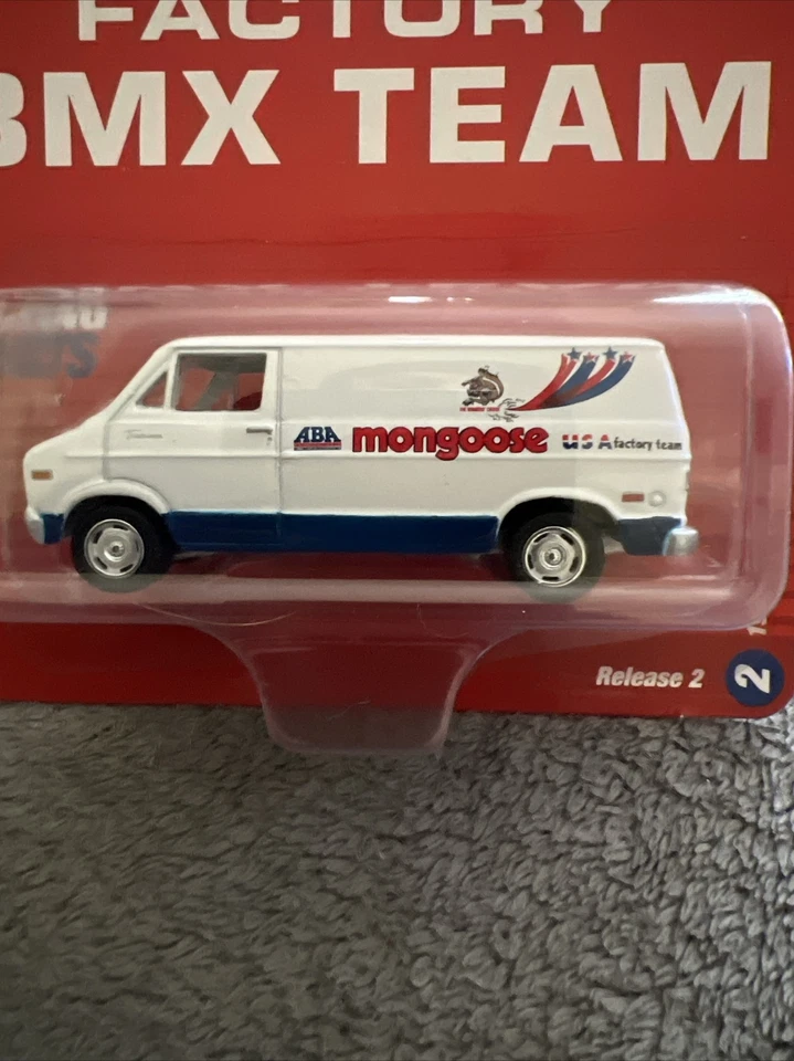 🔥Johnny Lightning 77 Dodge Van ( Mongoose),  (USPS) 1970 Dodge Challenger $18🔥 - Image 2 of 4
