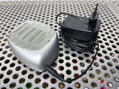 Varta Power Play Mobile Akku Charger 57074/57076 f. 1-4 AA/AAA Ni-MH 1 Fuß fehlt