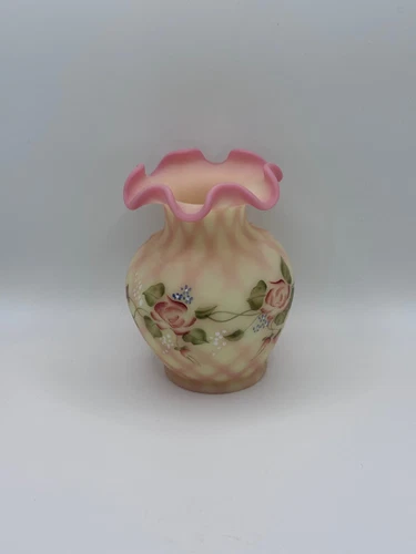 Fenton Diamond Optic Burmese Rose Vase 4”, Bill Fenton Hand Painted