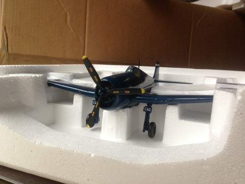 ARMOUR FRANKLIN MINT 1/48 F6F5 HELLCAT US NAVY CGV15 USS ESSEX 98174 B11B312 - Imagen 7 de 10