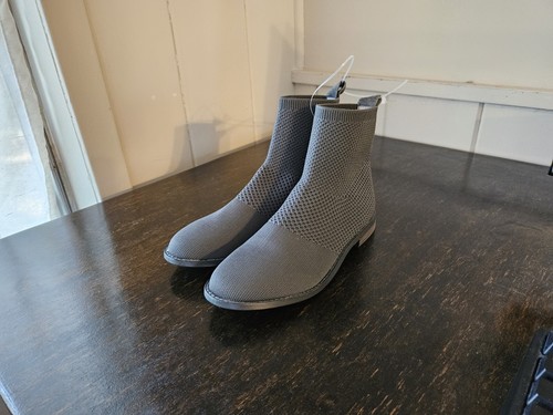 EILEEN FISHER women's 6.5 perforated sleek grey boot light fabric - Picture 4 of 11