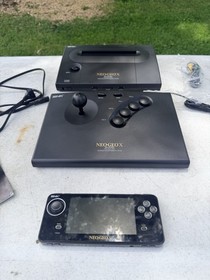 SNK NEO GEO X GOLD LIMITED EDITION CONSOLE - TESTED AND WORKING