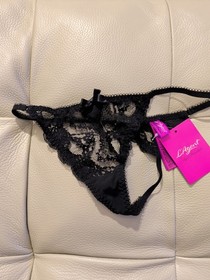 L'Agent by Agent Provocateur Black Lace Thong Size Medium NWT