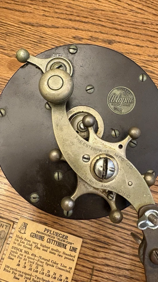 Carrete de pesca antiguo Pflueger Atlapac 6/0, Nº1660, tamaño 6-0 Foto 2 de 4