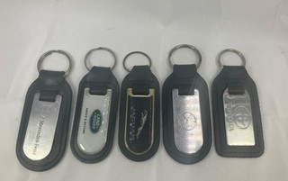 COLLECTIBLE KEY FOB KEY RING Leather Mercedes Land Rover Jaguar Toyota Job Lot