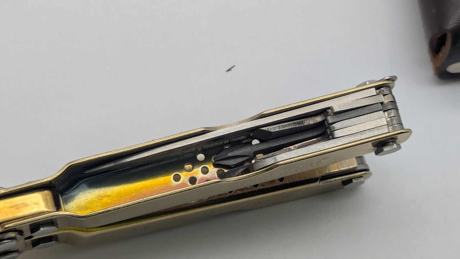  SOG T52 Power Plier Mulitool Gold Tone PRE OWNED READ TiNi COAT USA HARD 2 FIND