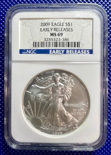 2009 ~ Silver Eagle S$1 ~ NGC MS69 ~ EARLY RELEASES ~ #3255323-386