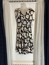 CHAPS/RALPH LAUREN BLACK White Empire Waist Full Skirt Dress (M) MIDI