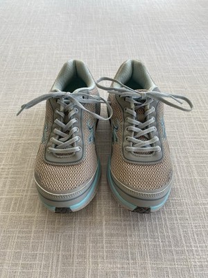 Gravity Defyer GDefy Mighty Walk Shoes Womens Size 6.5 Gray Aqua Style TB9024FGU