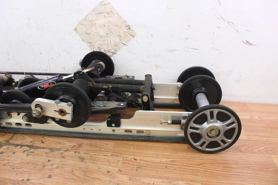 Arctic Cat T660 2002 4 tiempos Touring suspensión trasera patín con amortiguadores - 136" Foto 2 de 4