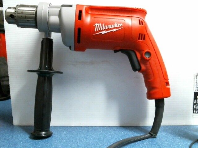 Milwaukee 0299-20, Corded Electric Magnum Drill- 1/2in Chuck Milwaukee 0299-20, Corded Electric Magnum Drill- 1/2in Chuck
