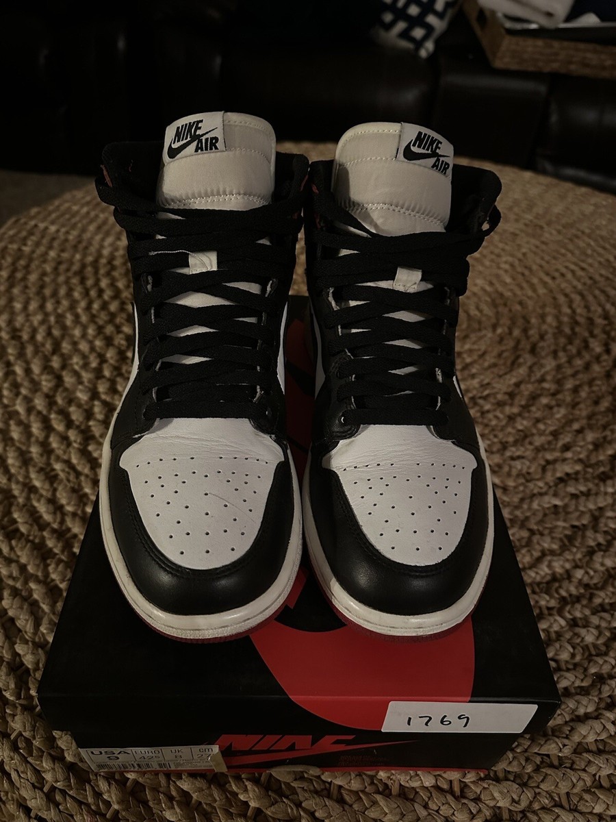 Size 9 - Jordan 1 Retro High OG Black Toe 2013 887224353972