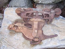 Antique Rare Jamesway Cast Iron Hay Barn Trolley Unloader Carrier Farm Pulley 