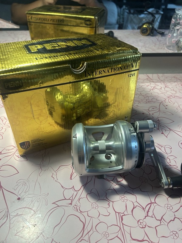 penn international fishing reel New In Box 12 V1 Super Rare Size 