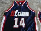 2002  CONNECTICUT HUSKIES - Men's AUTHENTIC Game Model Basketball JERSEY & Pants — photo 2
