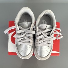 Nike Silver White Low Top Sneaker Unisex Kids Athletic Lace Up Logo