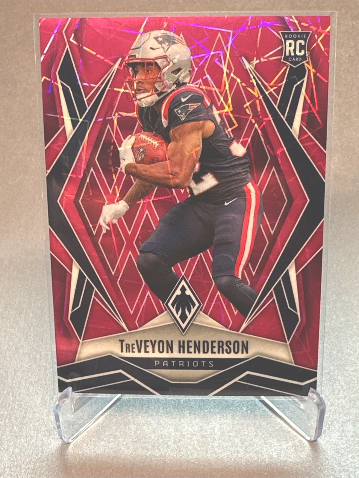 2025 Panini Phoenix - Rookies TreVeyon Henderson #187 Pink Lazer /149 (RC)
