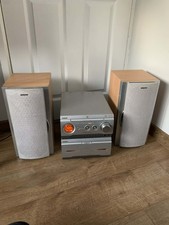 Sony 2-Box Mini Hi-Fi Component System MHC-W25 with Speakers - no speaker Wires