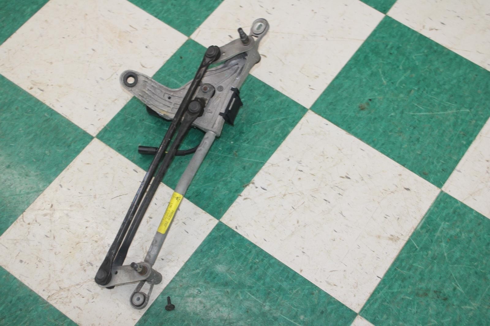 14-15 MASERATI GHIBLI Front End Wiper Motor Arm Linkage Unit Factory OEM OE WTY