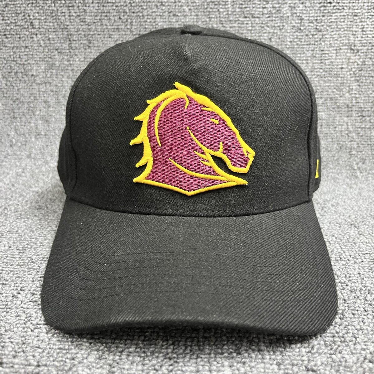 New '47 Brand Black Snapback Cap Maroon Yellow Horse Head Logo Adjustable Hat