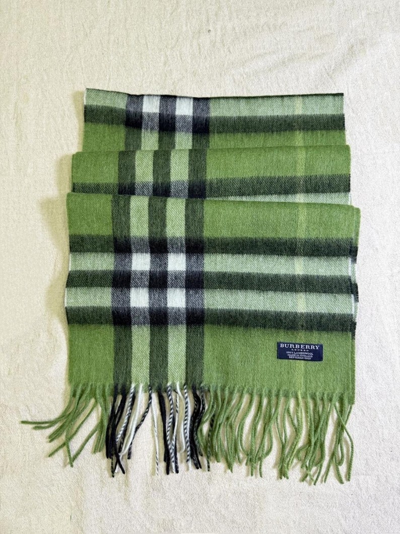 Vintage Burberry Lambswool Scarf Green Oversized 172×30cm Classic Check Made in thumbnail 5