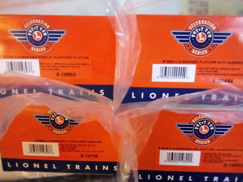 Lionel Trains 6-19892, 6-19883, 6-29444, 6-19798 U.S.M.C.  rolling stock, NIB