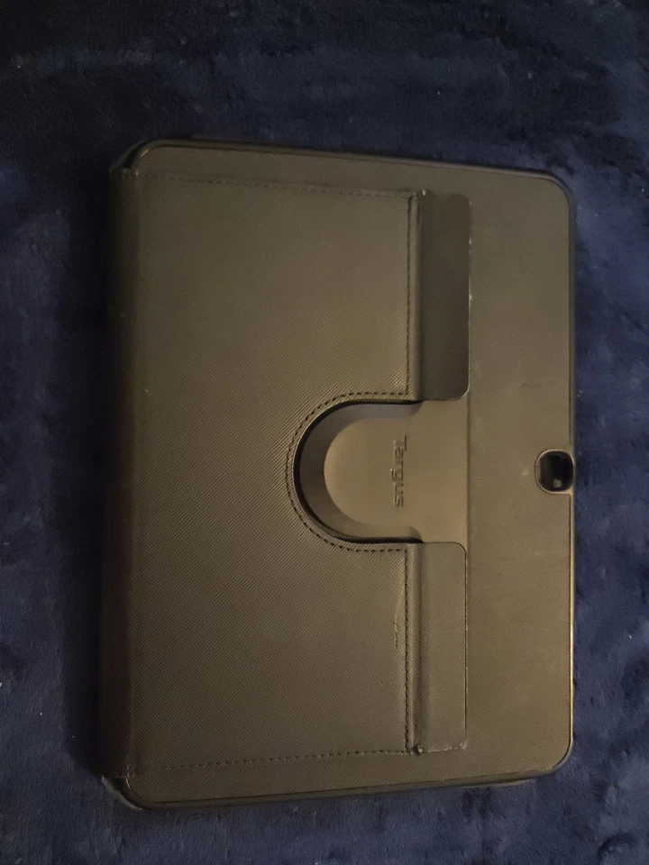 Samsung GALAXY White  Tab 3 GT-P5210 10" Screen 16GB WIFI Tablet Bundle - Image 4 of 4