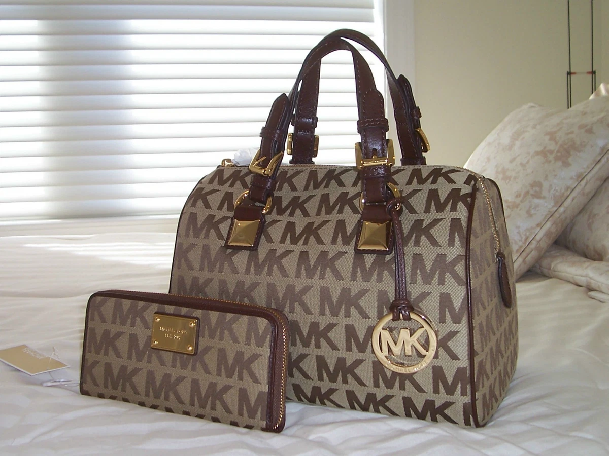 Louis Vuitton Speedy 35 vs. Michael Kors Grayson! 