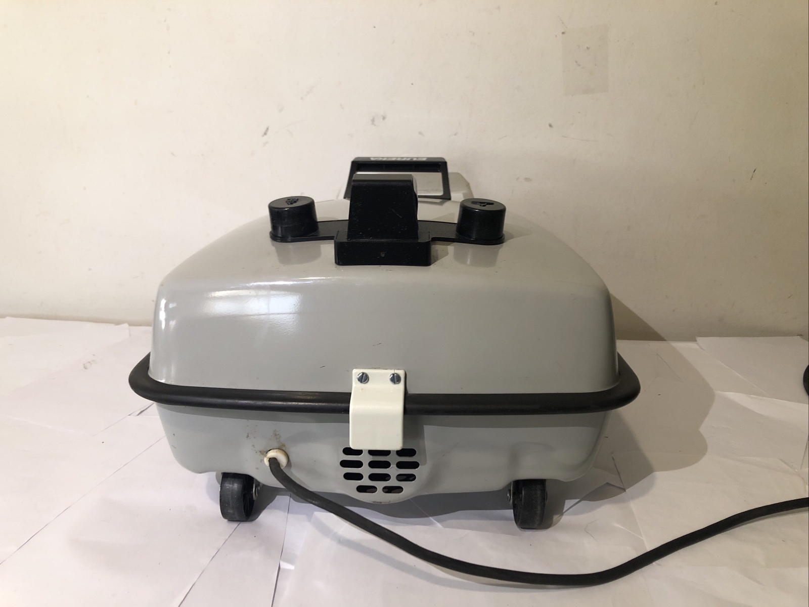 Eureka Canister Vacuum Model 3336A w/ Attachments Tested/Working eBay