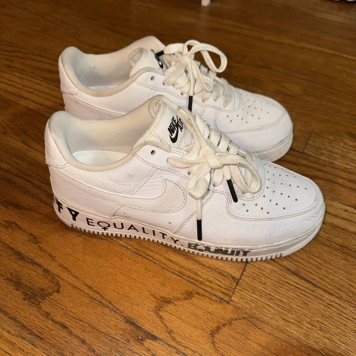 NIKE AIR FORCE 1 LOW CMFT 