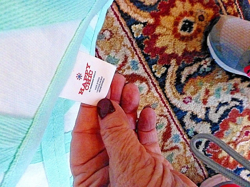 Lote de 2 almohadas decorativas Pottery Barn para adolescentes blancas y verdes suaves 14x19 Foto 3 de 3