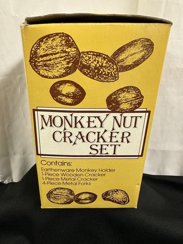 Vintage McCrory Ceramic Monkey Nut Cracker Set New In Original Box 7.5" Tall - Picture 3 of 15