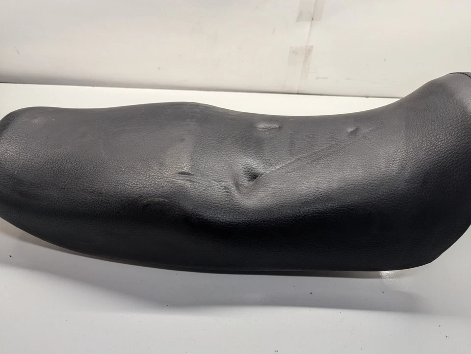 Asiento Honda Interceptor VF-R 700 OEM 1983-1987 Foto 3 de 4