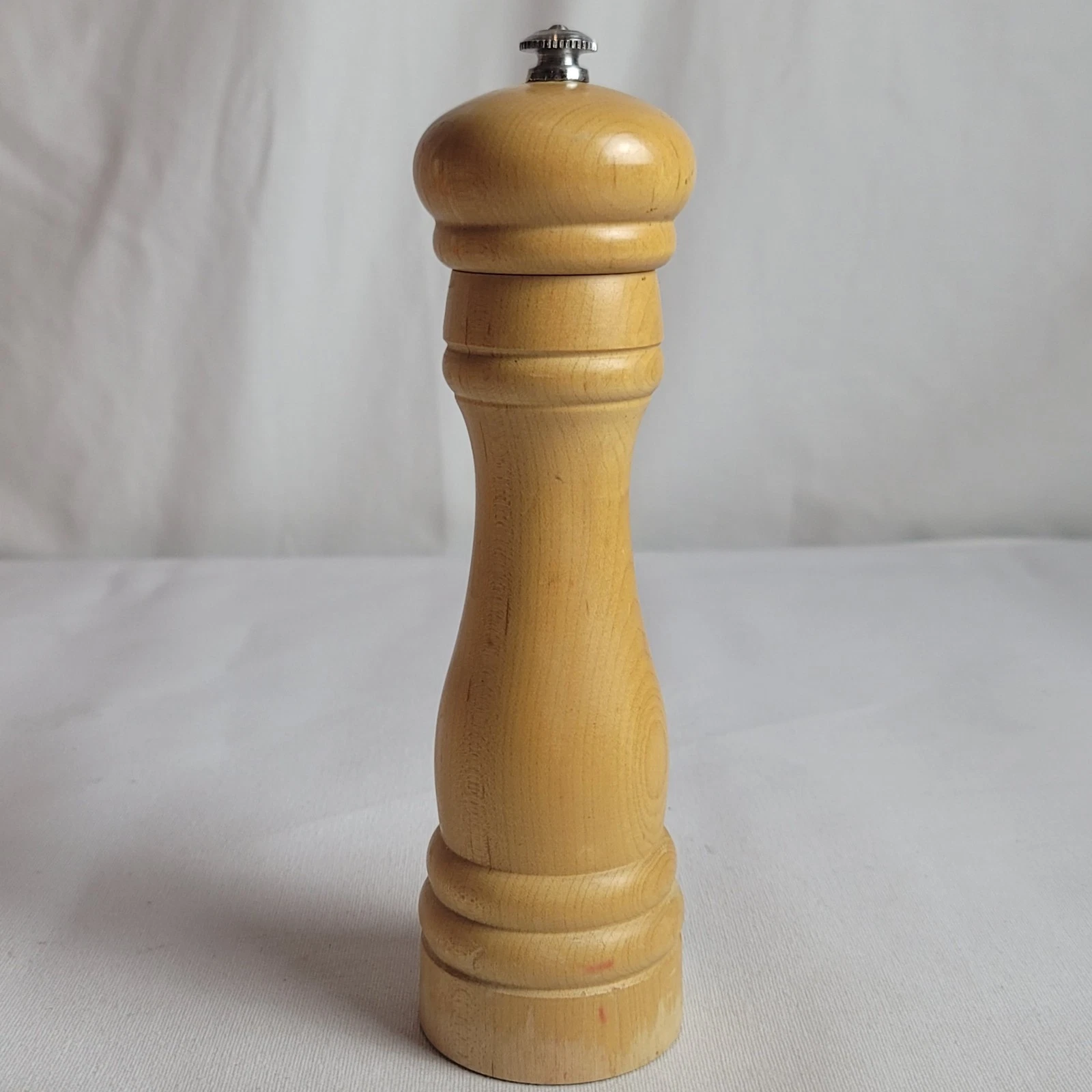Banton by Vic Firth Natural Wood Pepper Grinder Mill