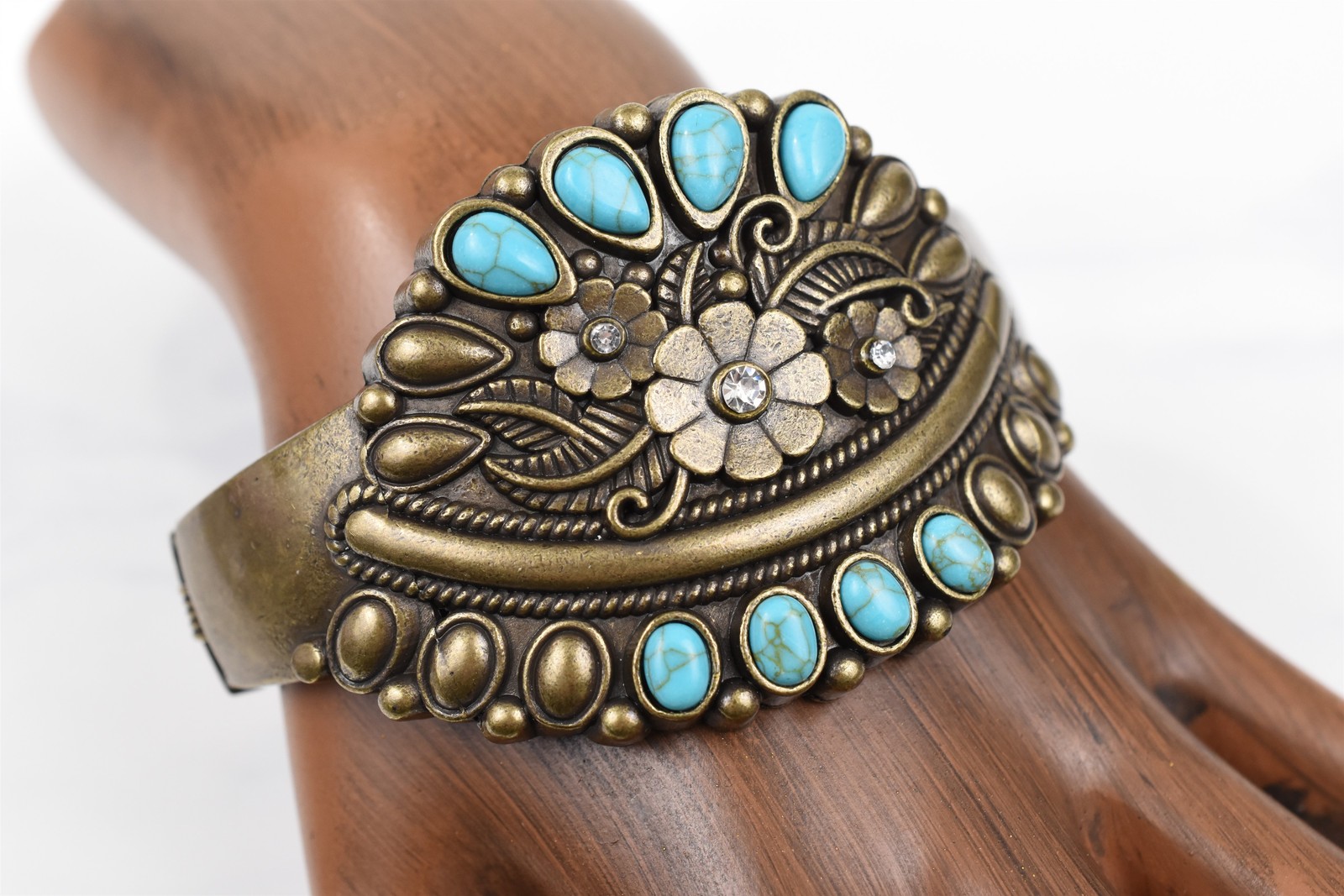 Handmade Studio Silver Tone Hinged Bangle Bracele… - image 6