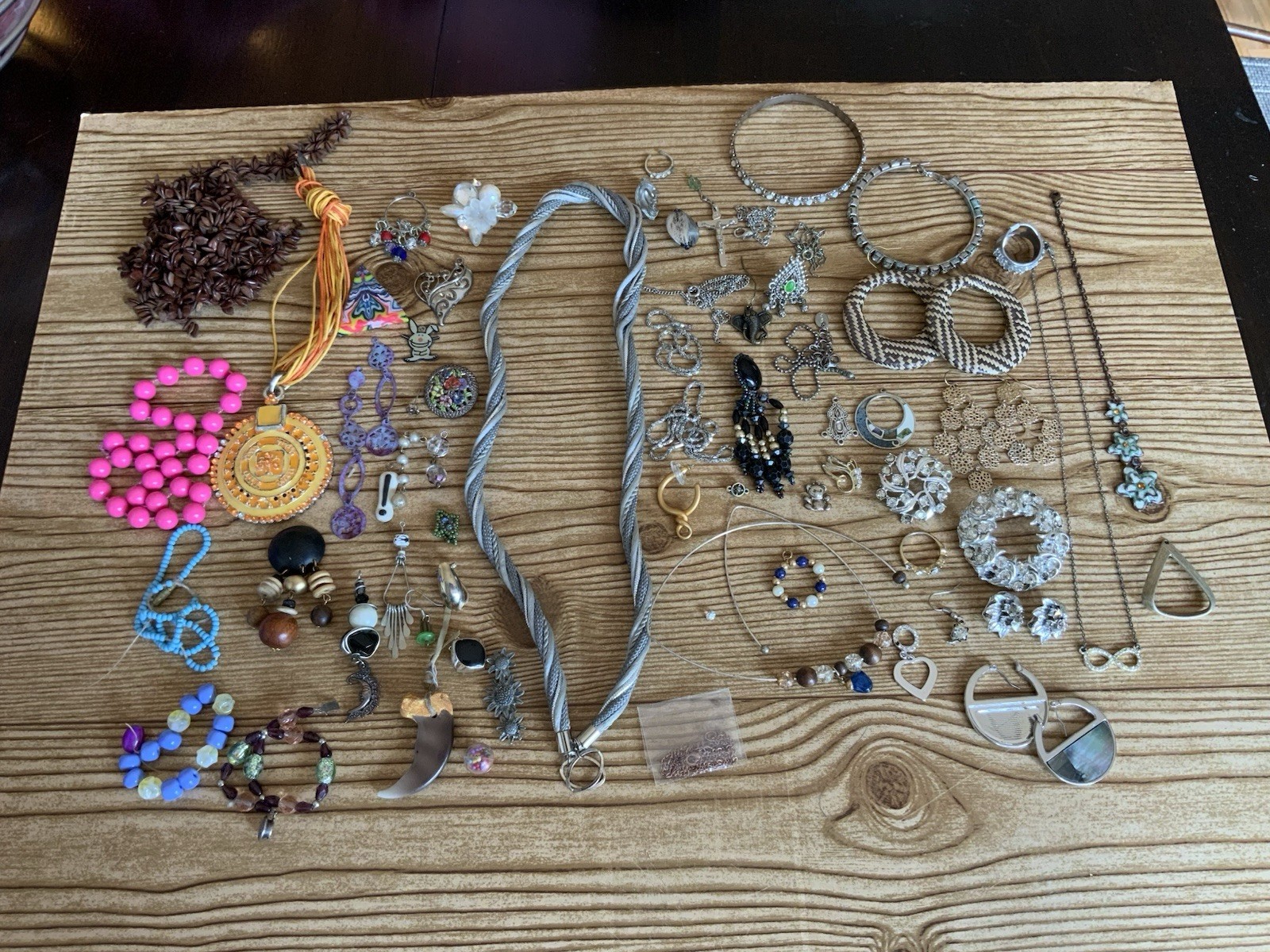 Miscellaneous/Broken/Mixed Materials Jewelry - Up… - image 1