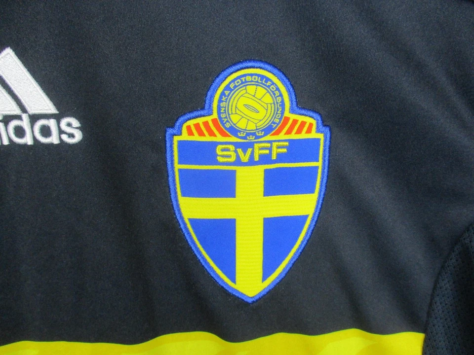 Sweden National Team Jersey Mens Small 13 Robinson Black Yellow Away Adidas - Image 2 of 4