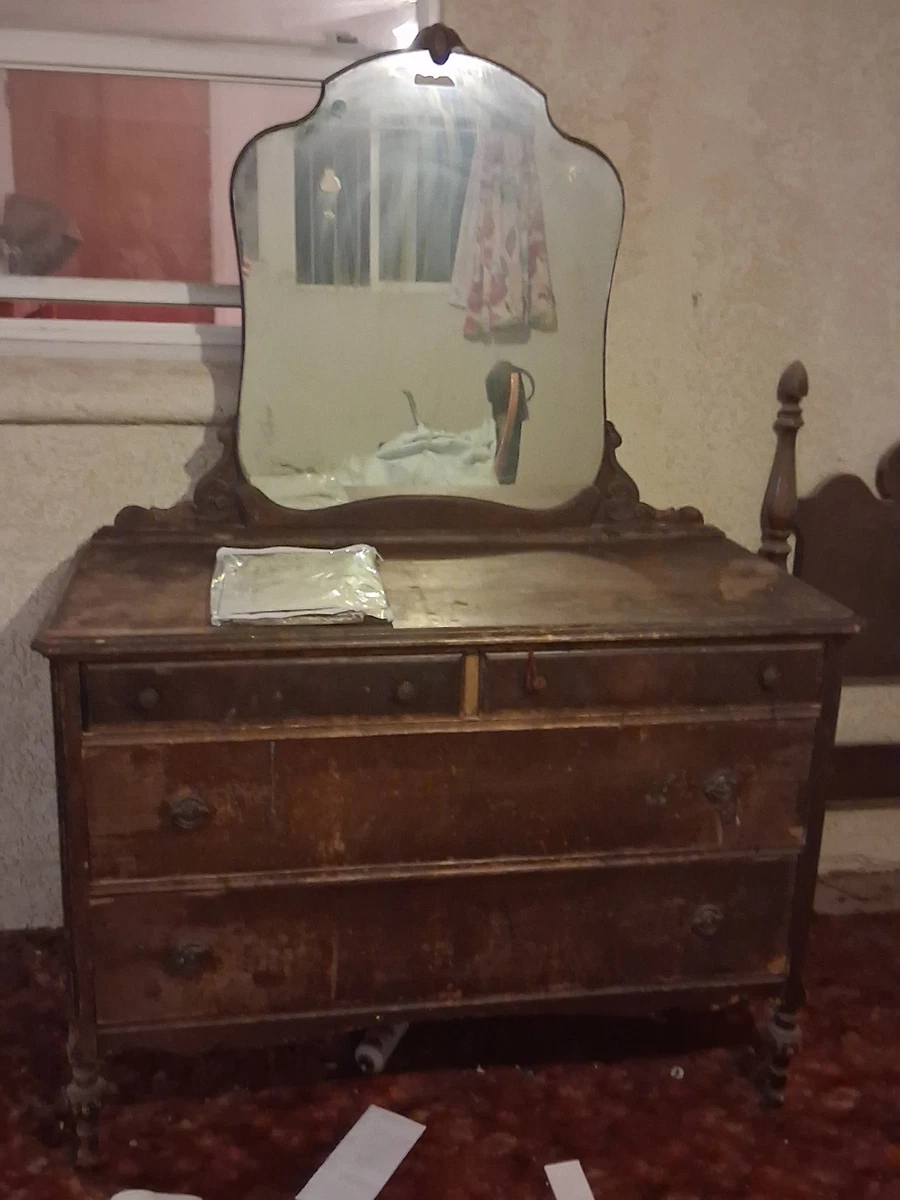 American Antique Dressers & Chests of Dresser 1920-1949 Time