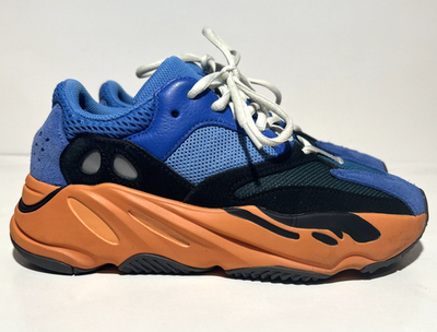 yeezy 700 bright blue stores