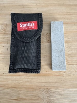 Smith's Sharpening Stone w/ Black soft case.