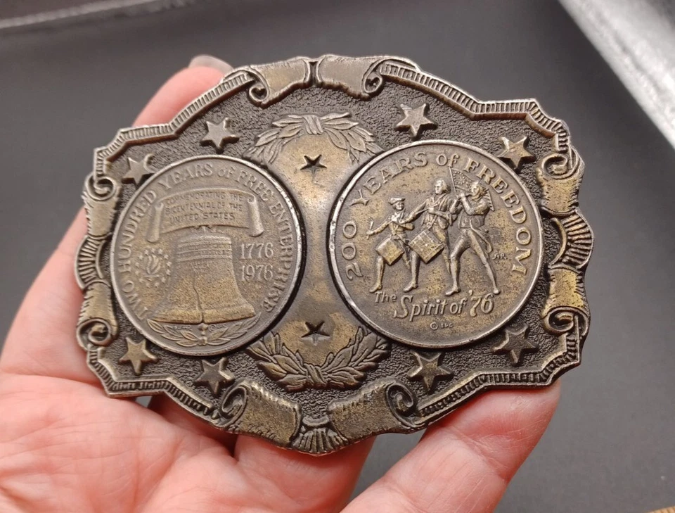 Lewis Spirit Of Freedom 1776-1976 Estados Unidos 2 monedas ficha latón hebilla de cinturón Foto 2 de 4