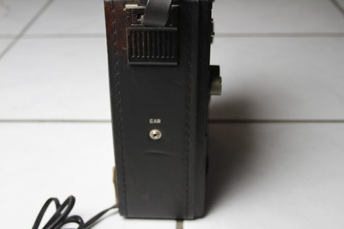 VINTAGE PRECOR LED SOLID STATE 825 RADIO AM/FM 18 TRANSISTOR funktioniert mit Kabel - Bild 9 von 14