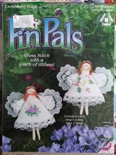 DESIGN FOR NEEDLES PIN PALS CROSS STITCH ORNAMENTS KIT. OPENED PACKEGE