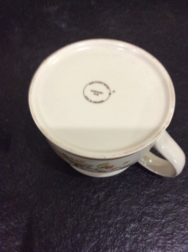 Marks & Spencer M&S Harvest Design Half Pint Gravy/Sauce Jug - Picture 4 of 4