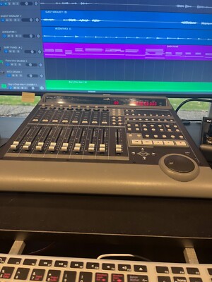 MACKIE LOGIC CONTROL  - WORKS- NEEDS NEW LED DISPLAY