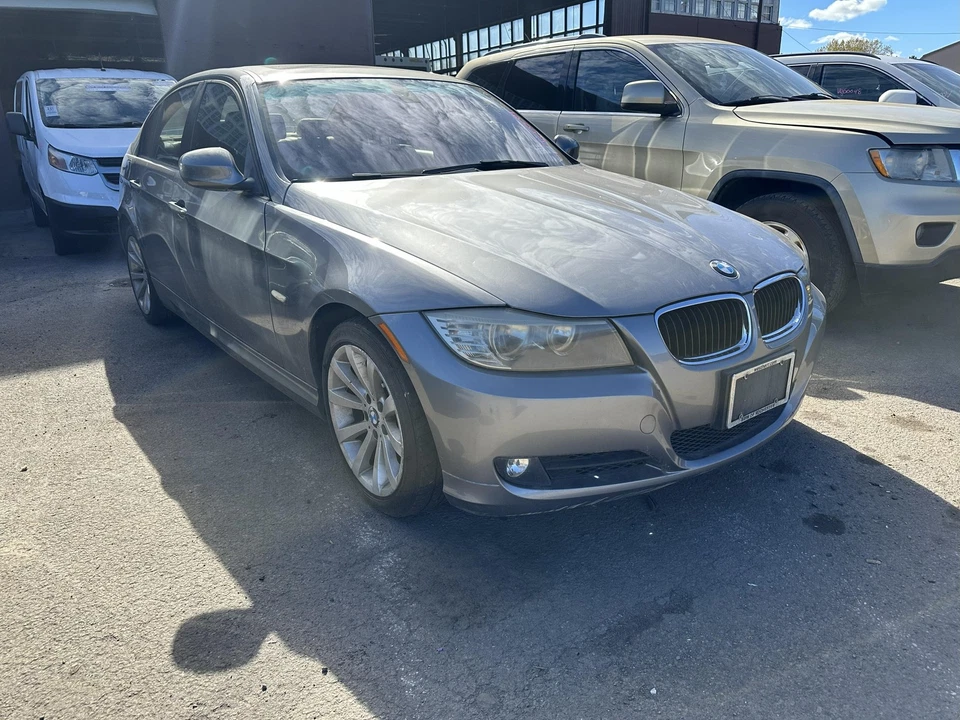 Conjunto de faros izquierdos usados se adapta a: BMW 328I SW 2011 halógeno izquierdo grado C Foto 2 de 4