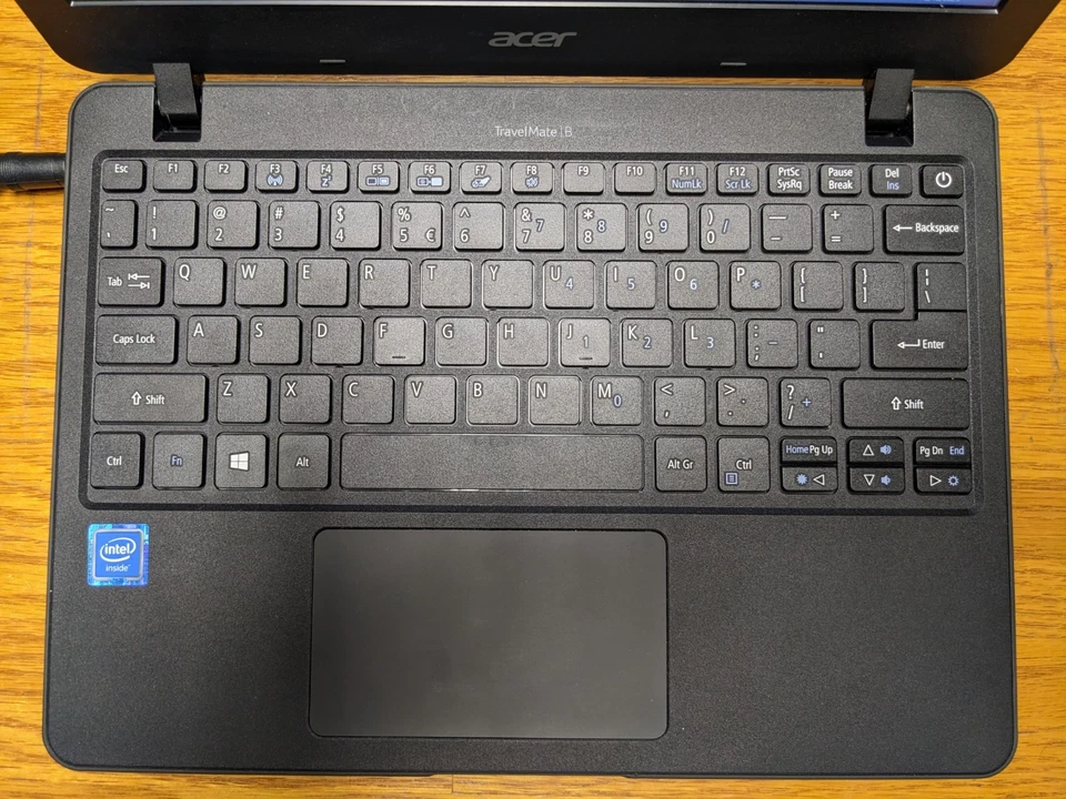 Acer TravelMate B117 Series - Intel Celeron N3050 @1.60GHz - 4GB RAM - 32GB SSD - Image 2 of 4