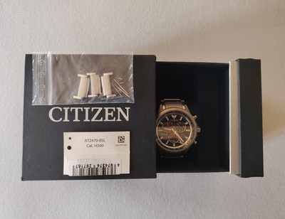 Citizen Eco-Drive Titan Solar Chronograph AT2470-85L - Glas gebrochen.