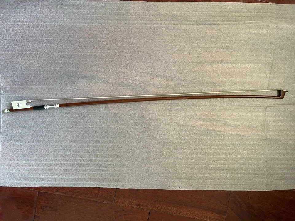 violín arco pernambuco 4/4 rana blanca Foto 3 de 4